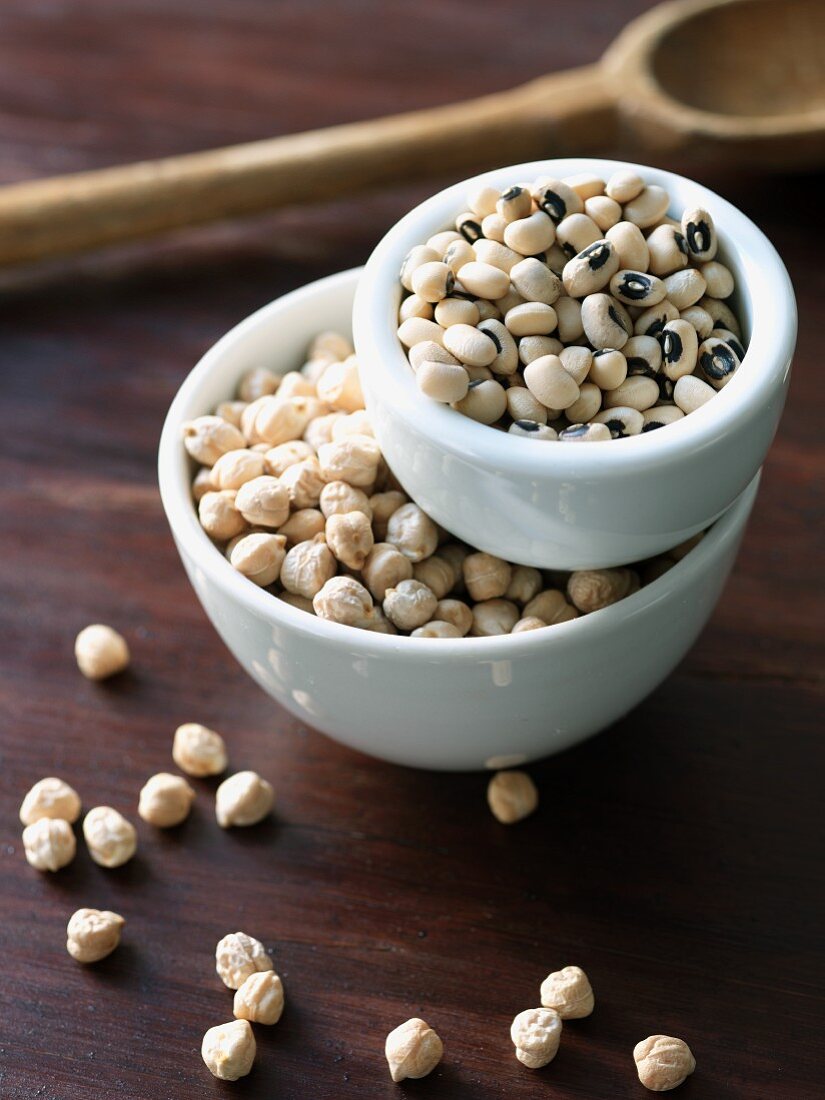 Black Eye Peas and Chickpeas