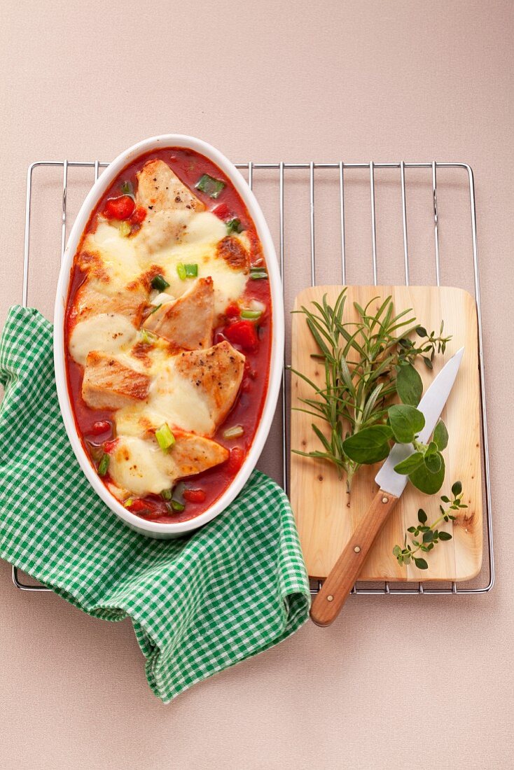 Chicken breast au gratin with peppers