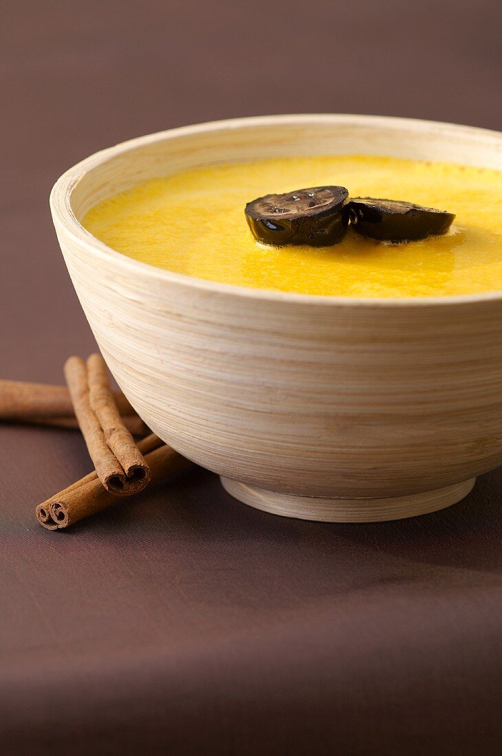 Pumpkin soup with black nuts