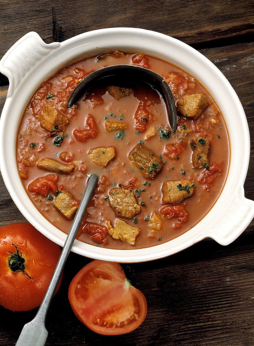 Tomato-Pork Goulash Balaton-style