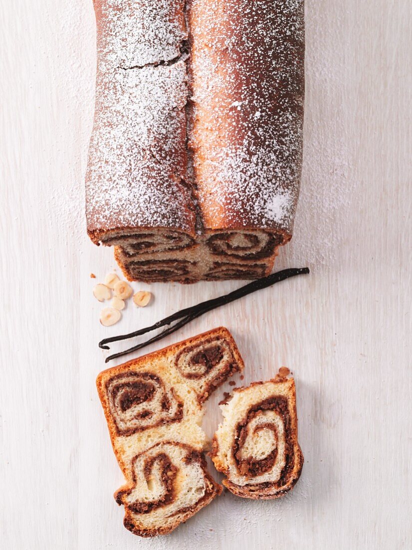 Marble cake with a nut filling