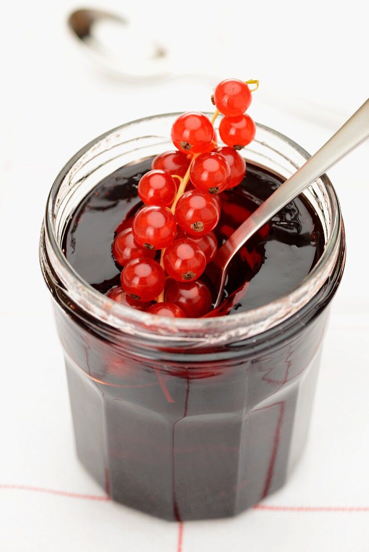 Redcurrant jelly in a screw top jar