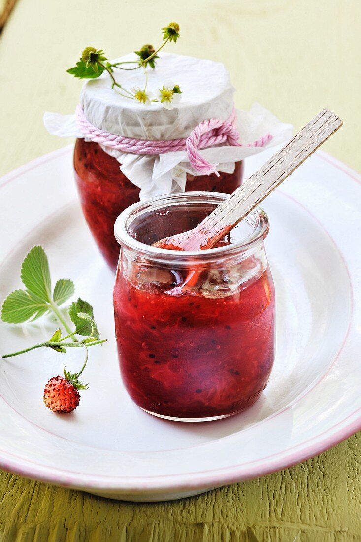 Erdbeermarmelade aus Walderdbeeren