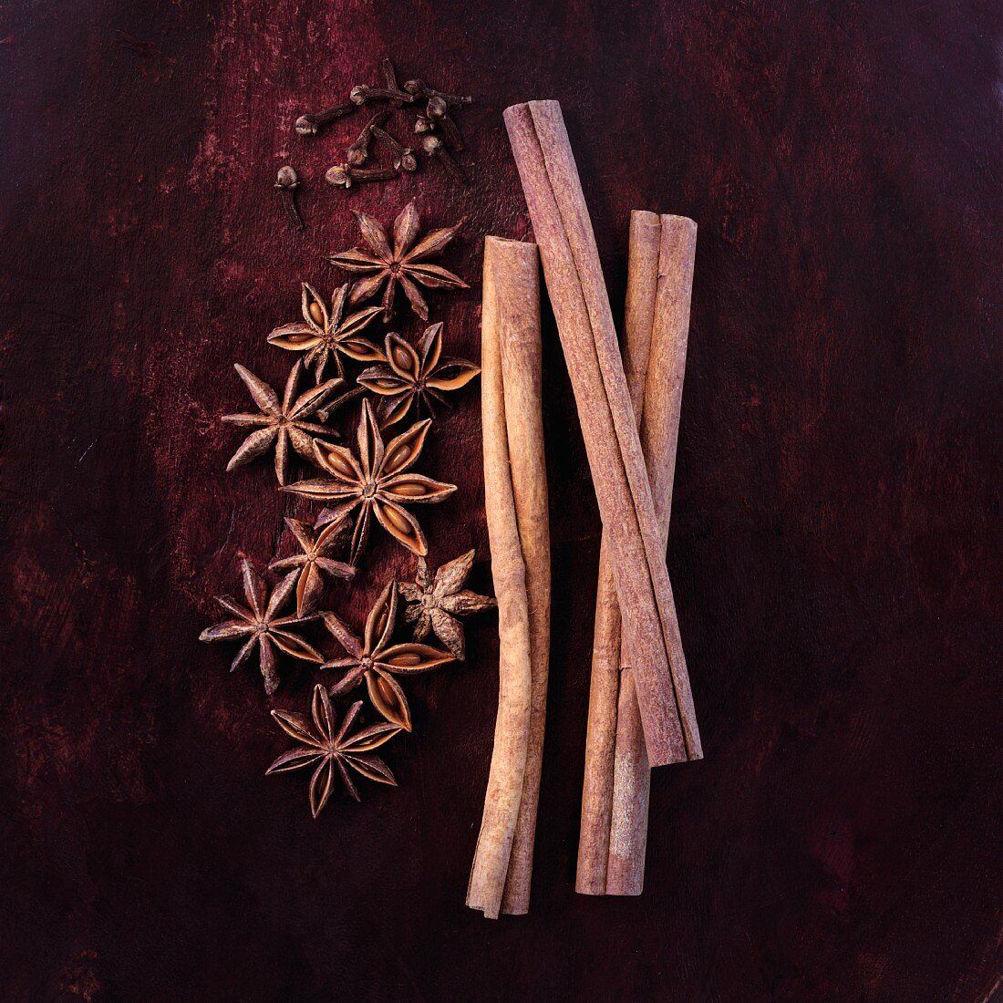 Cinnamon sticks, star anise and cloves