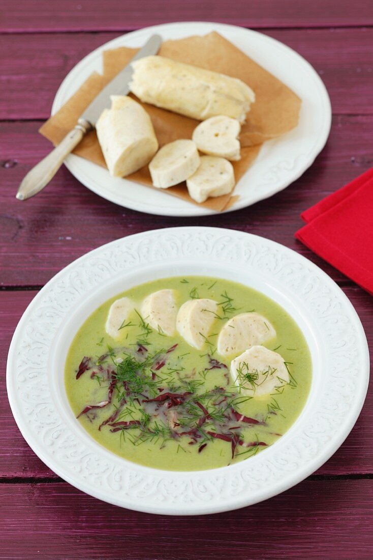 Cream of pea soup with radicchio and quark dumplings