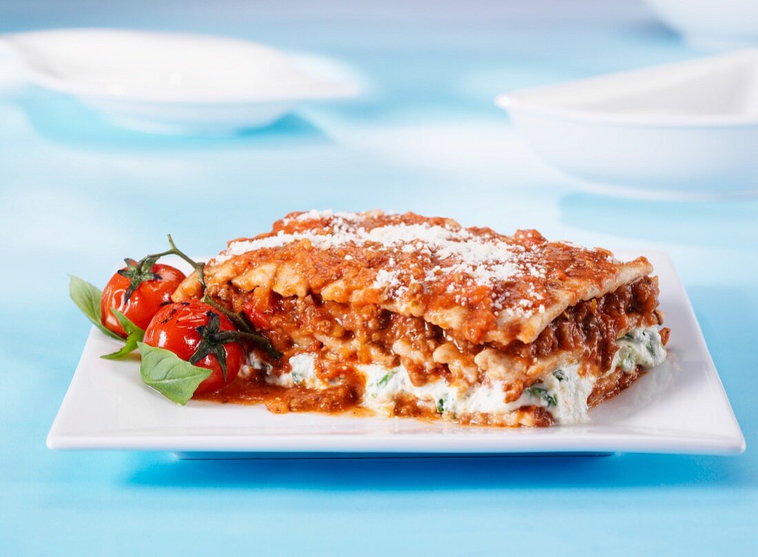 Lasagne al forno (Nudelauflauf mit Fleischsauce, Italien)