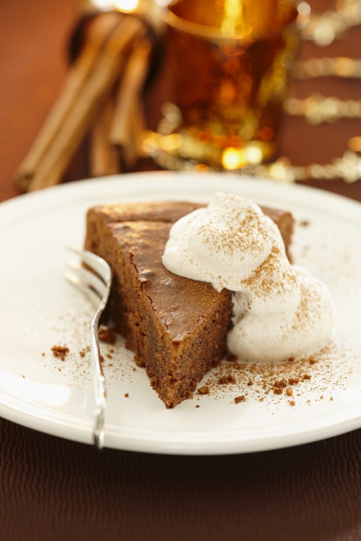 Chocolate tart with cream (Christmas)