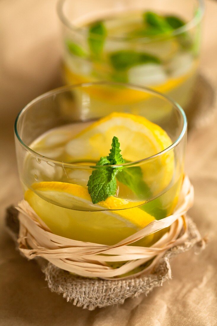 Lemonade with mint