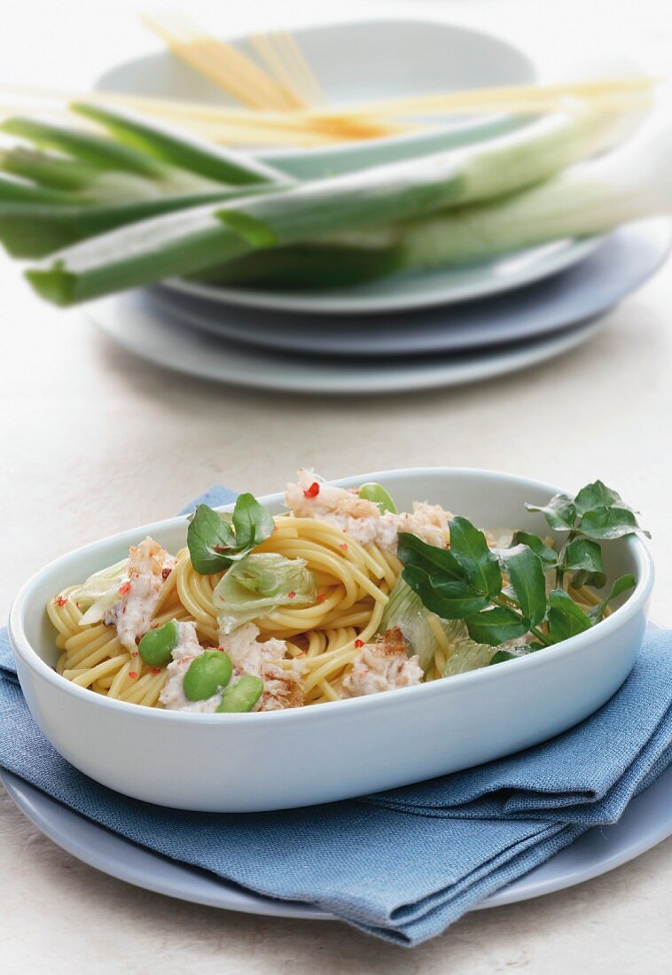 Spaghetti mit Krebs und Lauch