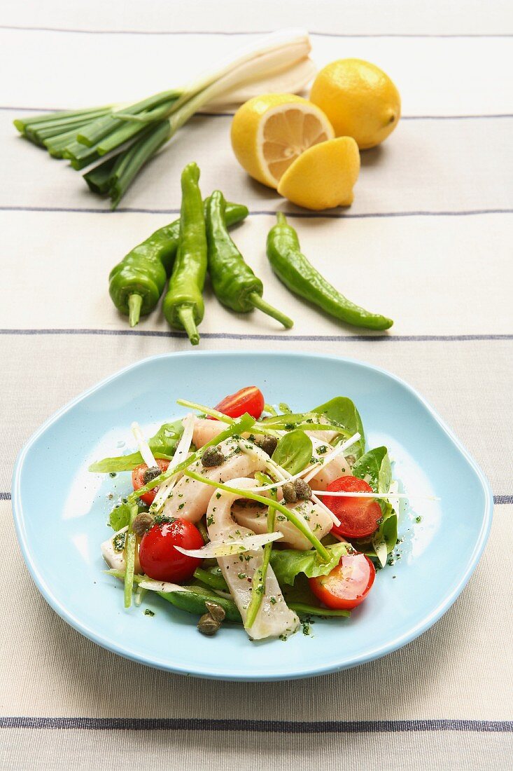 Salad with swordfish and salmoriglio (Sicilian sauce)