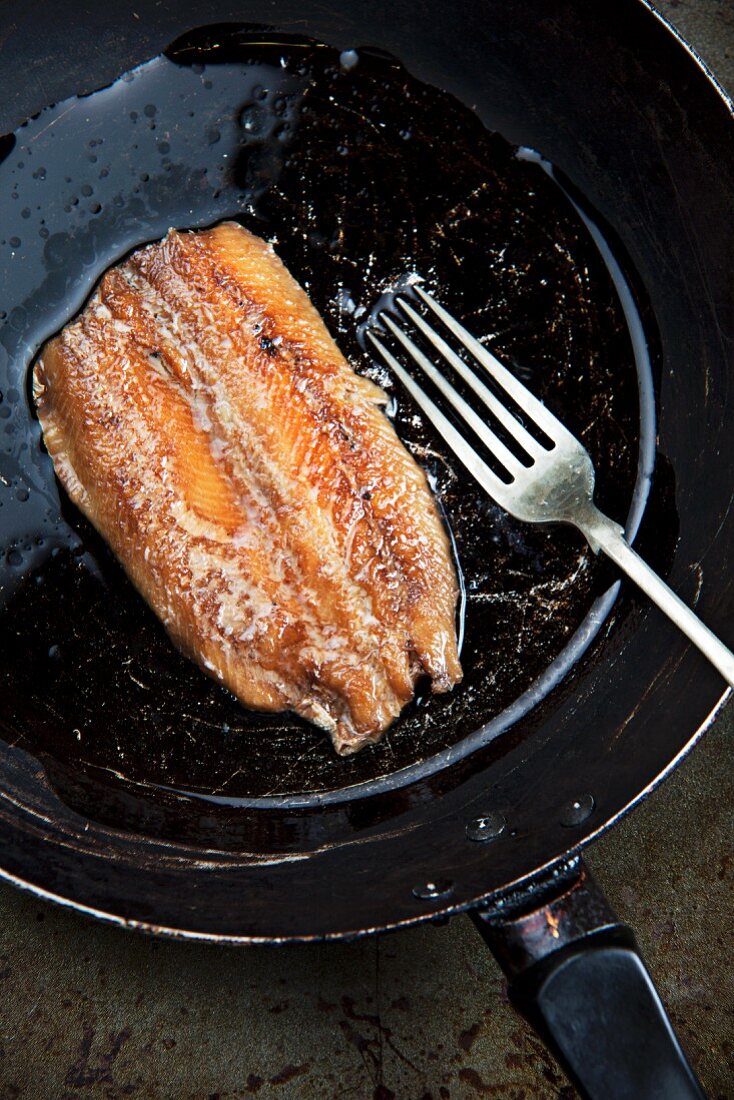 A kipper in a frying pan