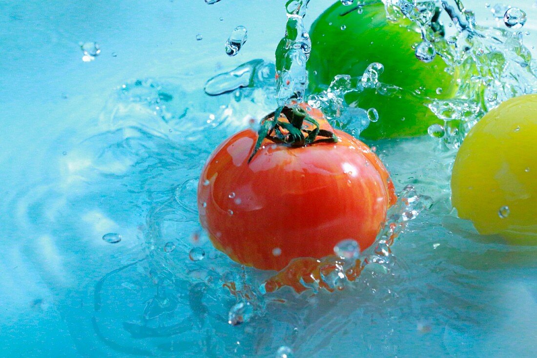 Tomatoes in water