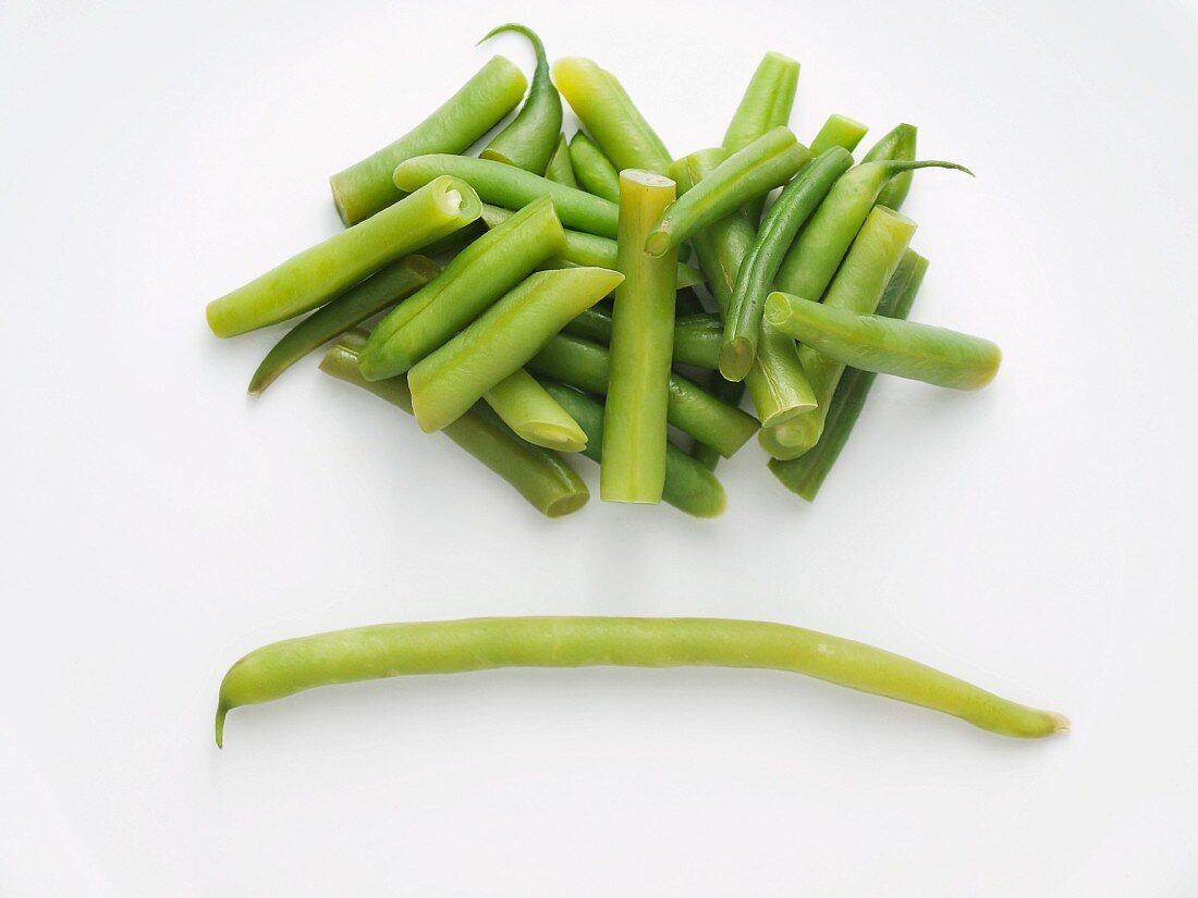 Green beans, chopped and whole