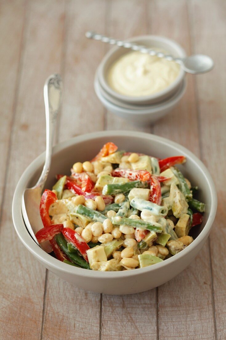 Soya bean salad with green beans, peppers, avocado and a yoghurt dressing