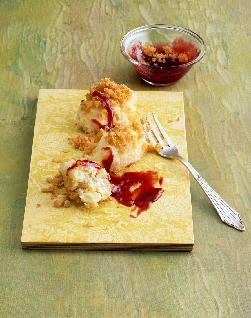 Quark dumpling with plum sauce