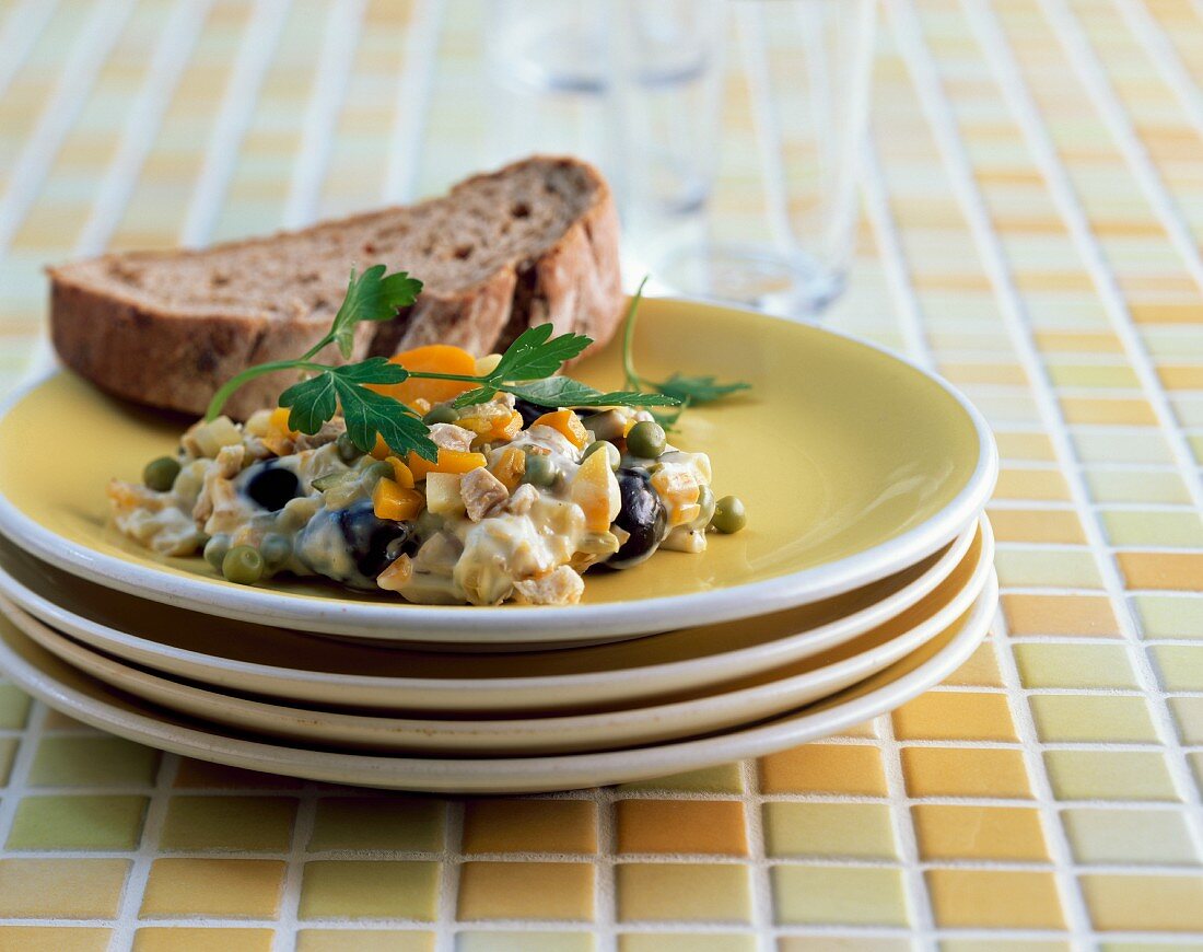 Beef salad with bread