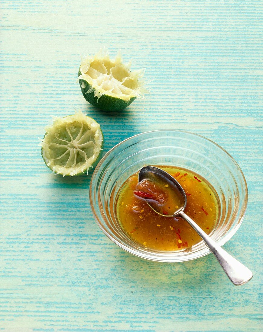 Süsses Chilidressing mit Limette