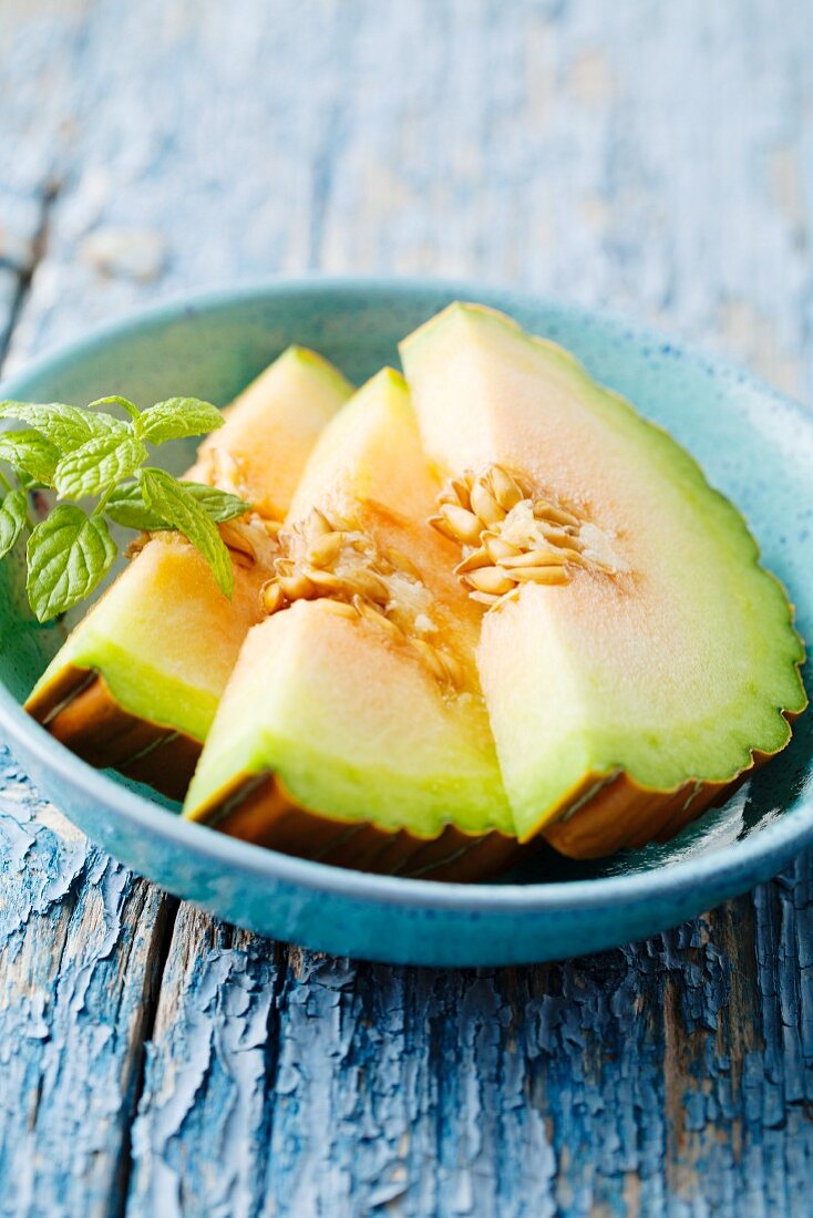 Honeydew melon slices