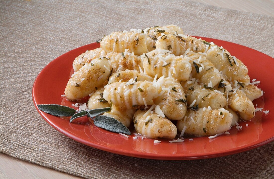 Gnocchi mit Salbeibutter