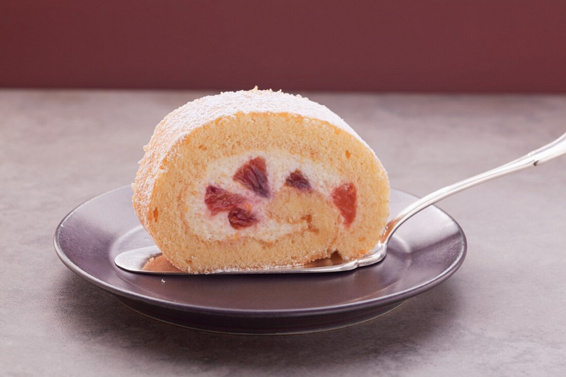 Roulade with orange filling