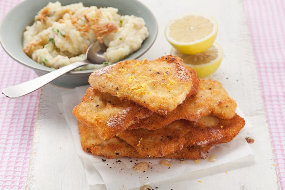 Lemon schnitzel with risotto