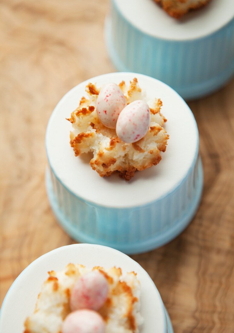 Coconut macaroons with sugar eggs, for Easter
