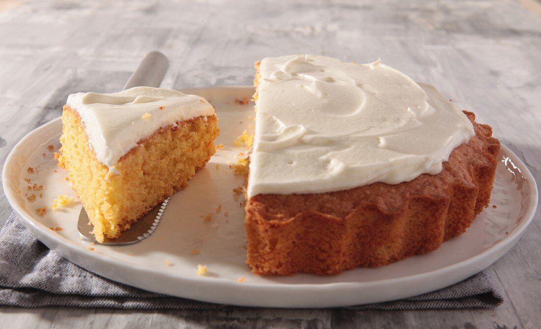 Carrot cake with cream cheese icing