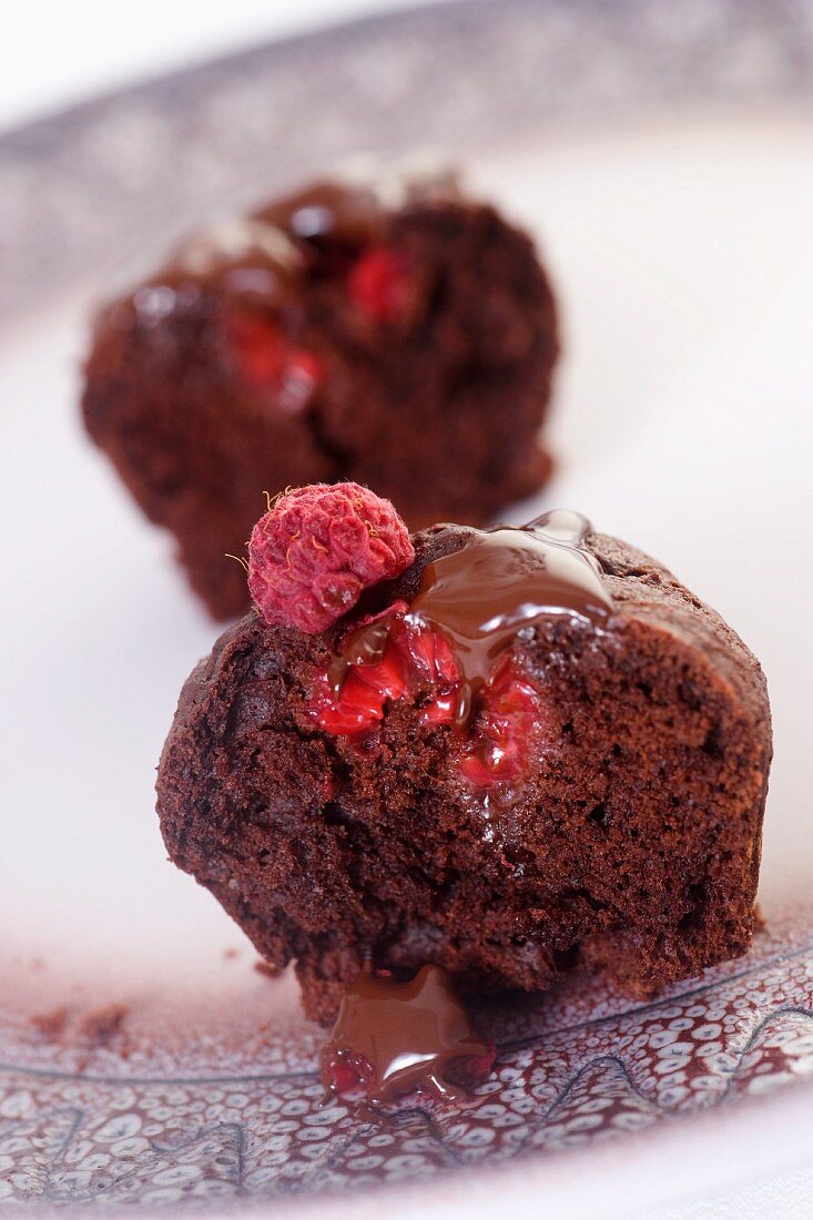 Chocolate muffin with raspberries