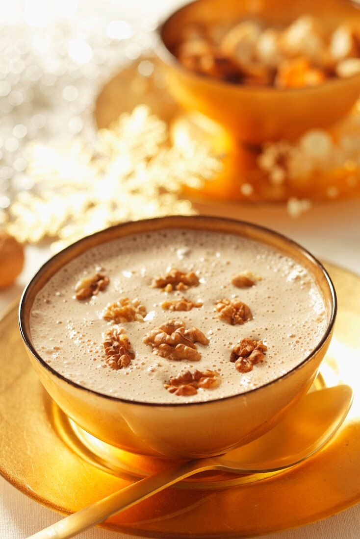 Cream of walnut soup (Christmassy)