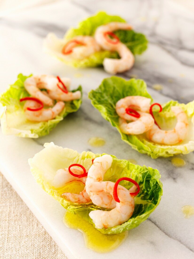 King prawns and chilli in lettuce leaves