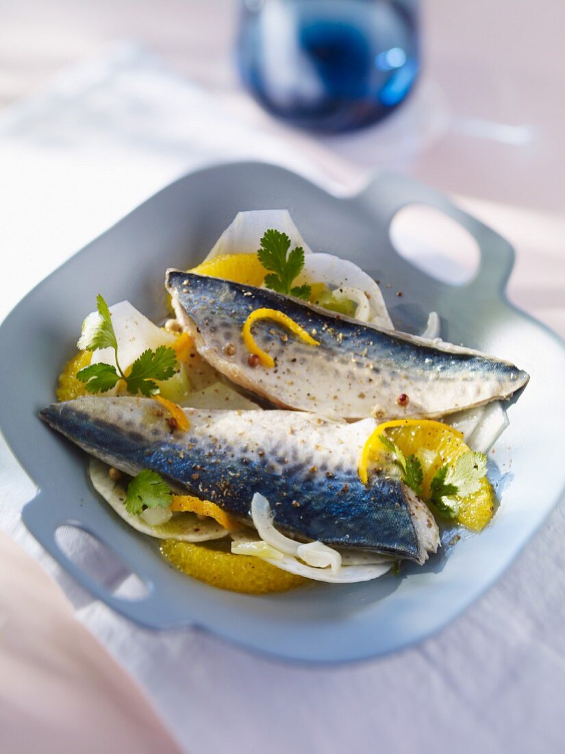 Mackerel with oranges and fennel