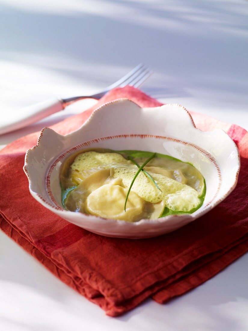 Ravioli mit Ziegenkäse und Spinat