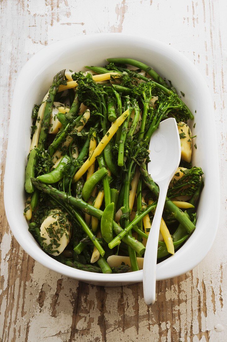 Mixed vegetables with chopped herbs