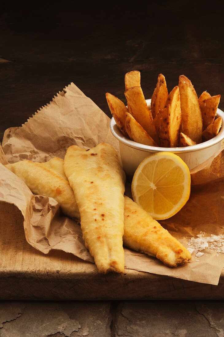 Fish and chips with lemon