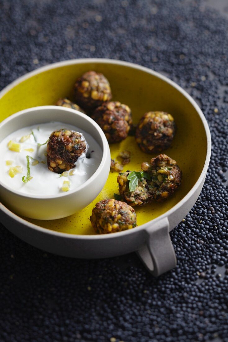 Lentil falafel with lemon and yoghurt dip