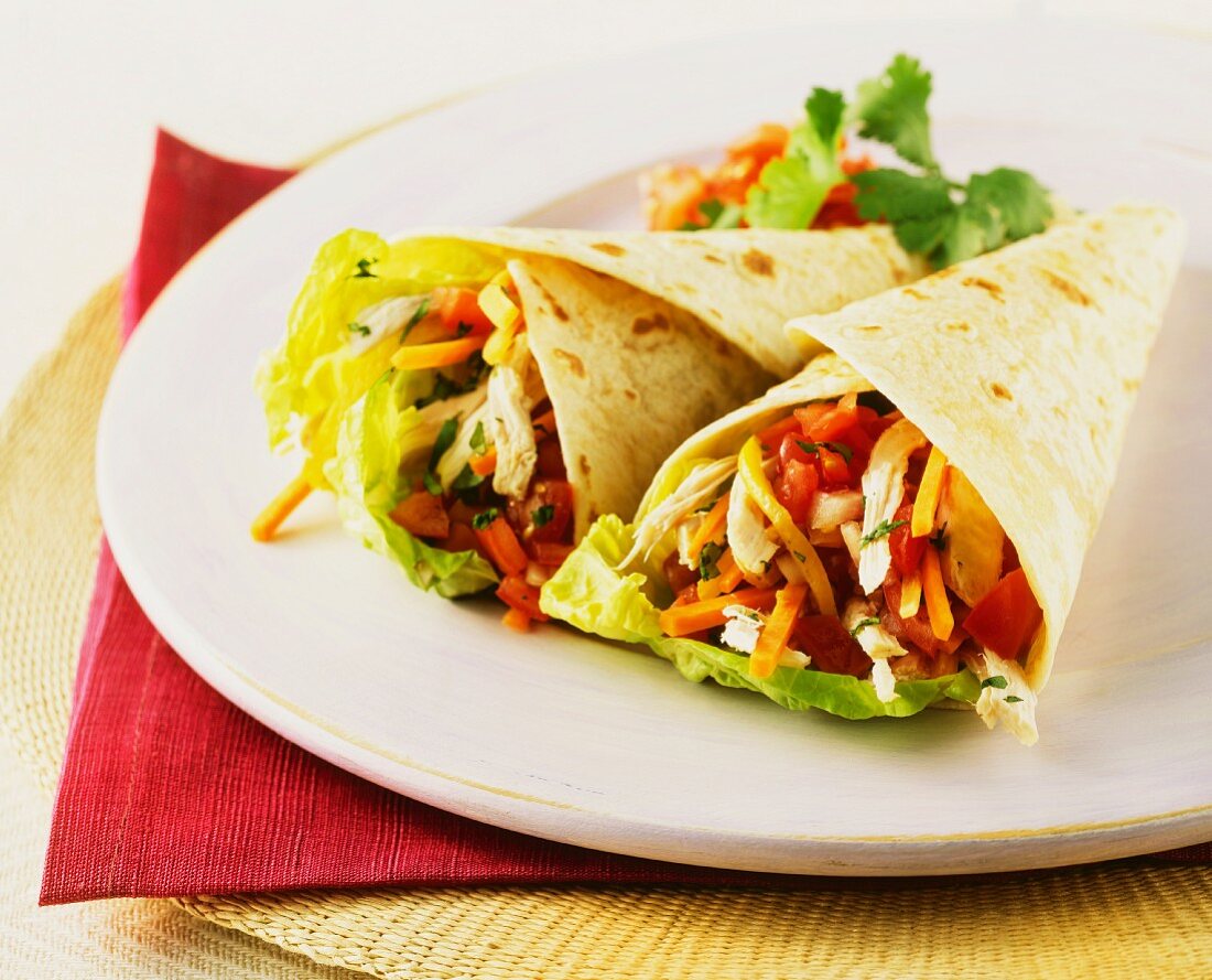 Wraps mit Hähnchen und Gemüse