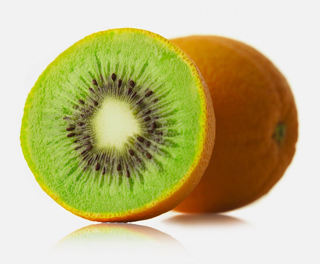 Eine Kiwi-Orange