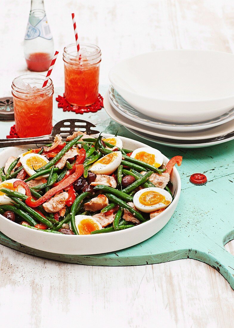 Salmon niçoise salad