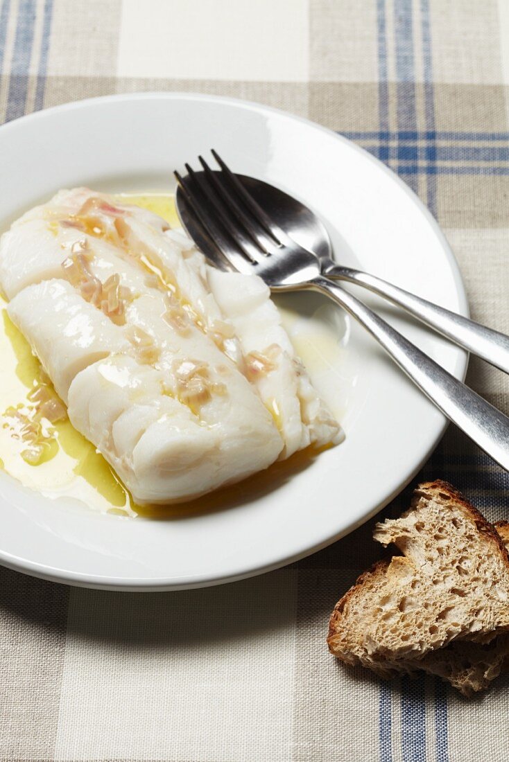 Hake with butter sauce