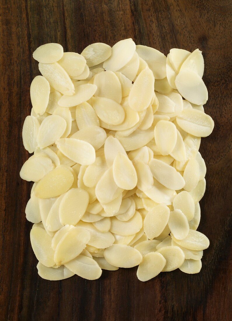 Slivered almonds