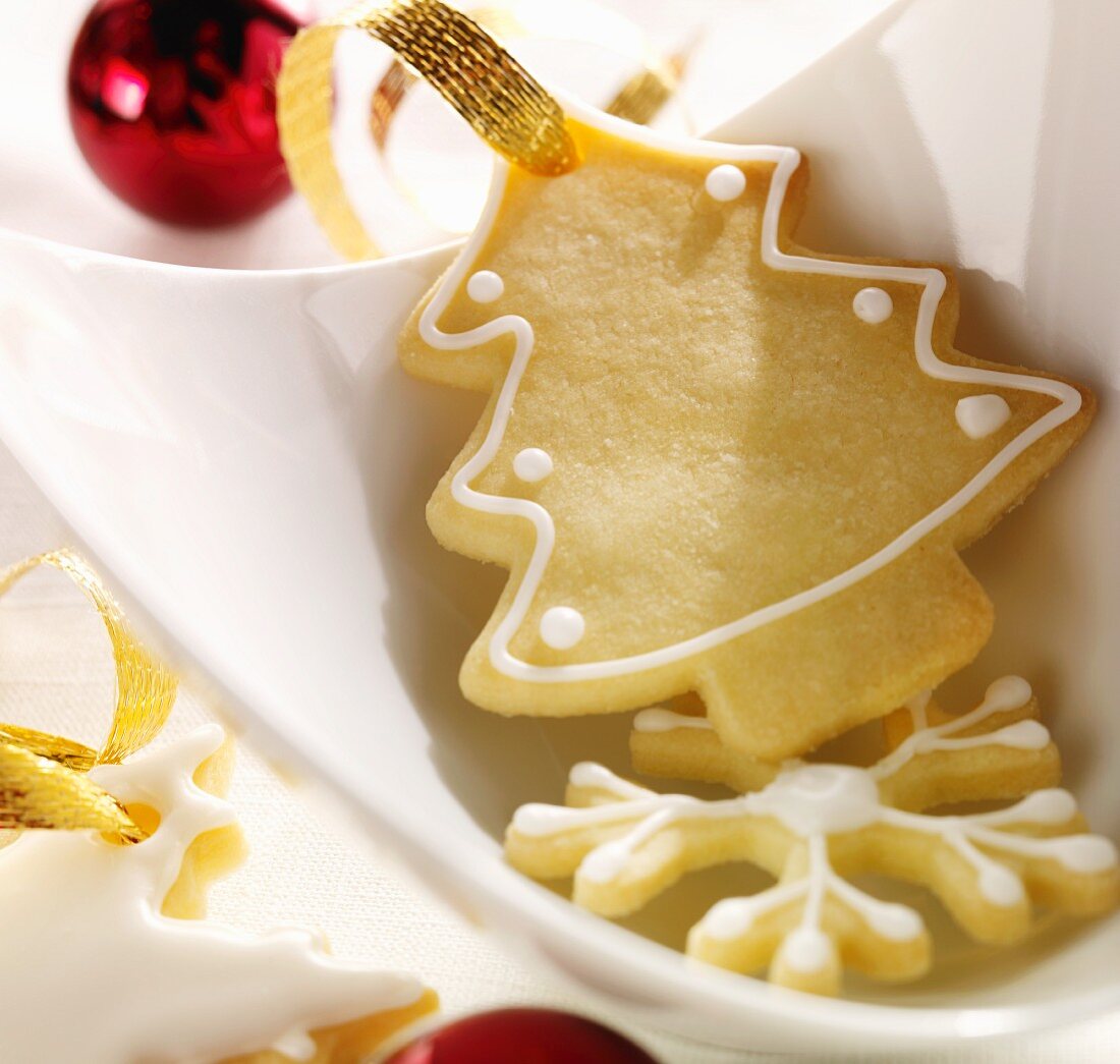 A Christmas tree decoration made from shortcrust pastry