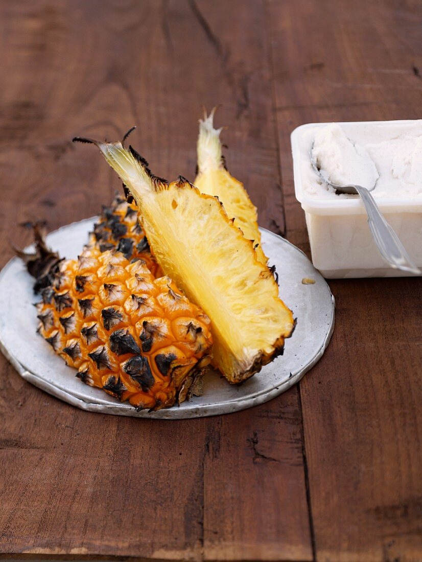 Grilled pineapple and ice cream