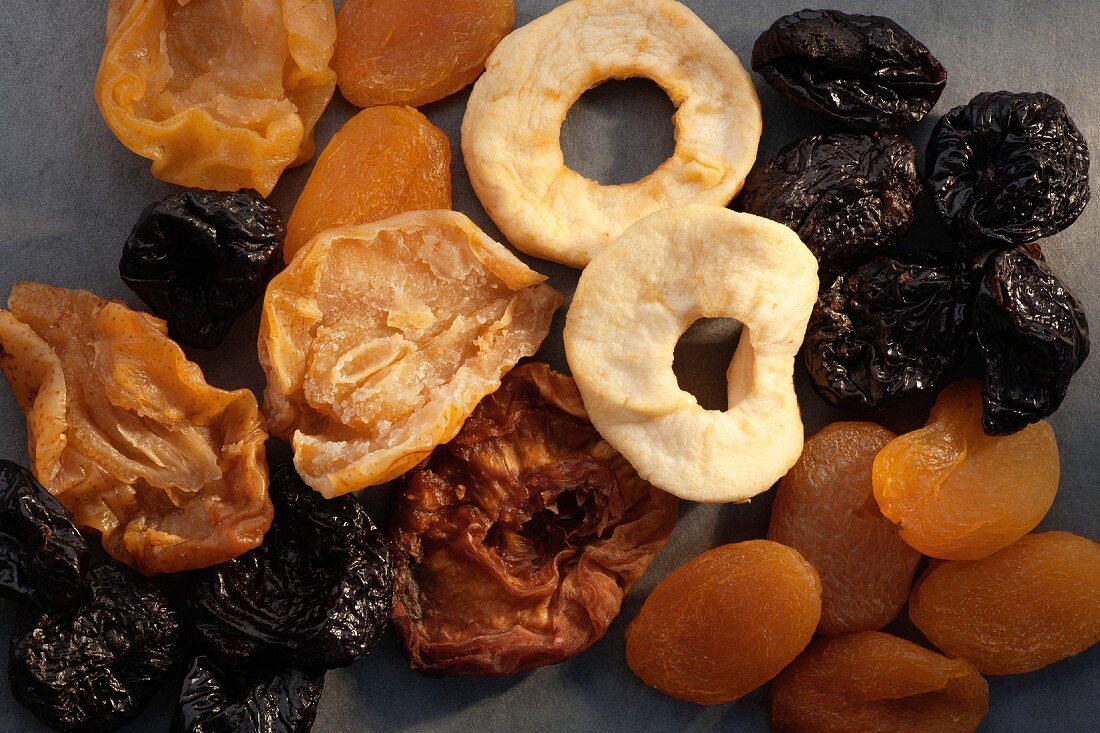 A variety of dried fruit (top view)