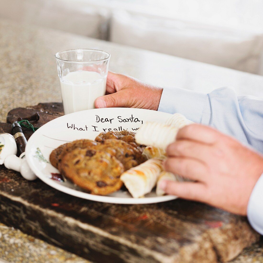 Cookies und Milch zu Weihnachten