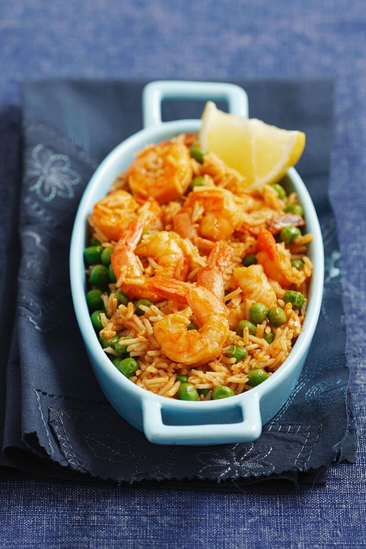 Rice with peas and prawns