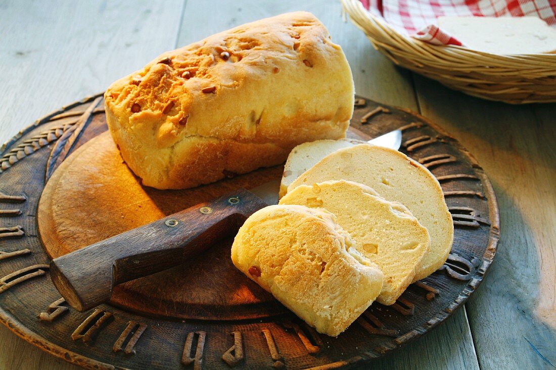 Chestnut bread with pine nuts