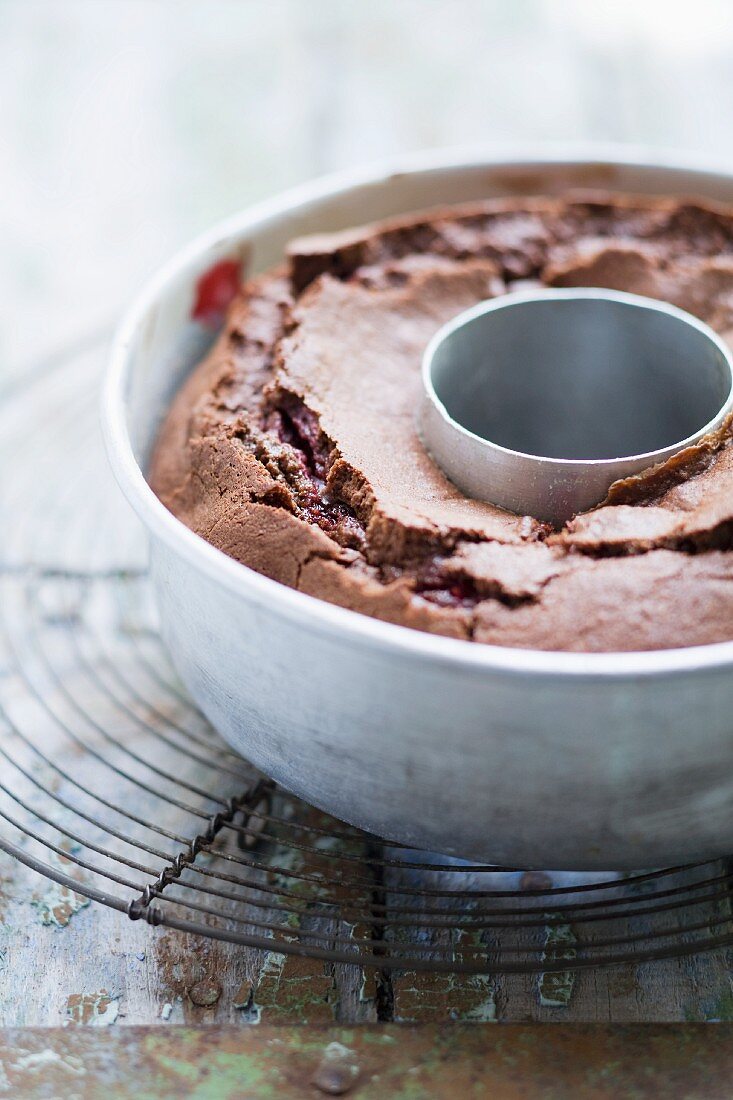 Chocolate-raspberry cake in a cake pan