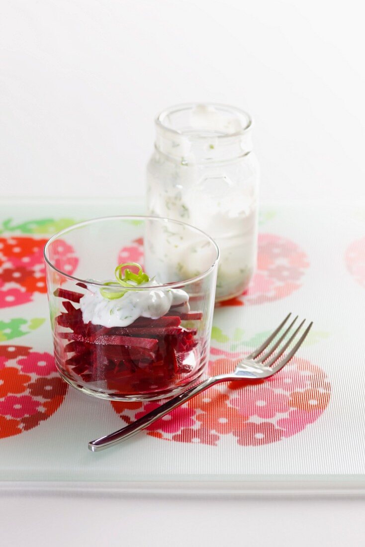 Rote Bete mit Tzatziki