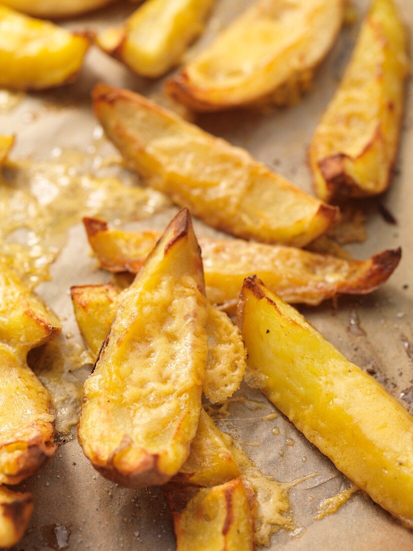 Gebackene Kartoffelschalen mit Käse