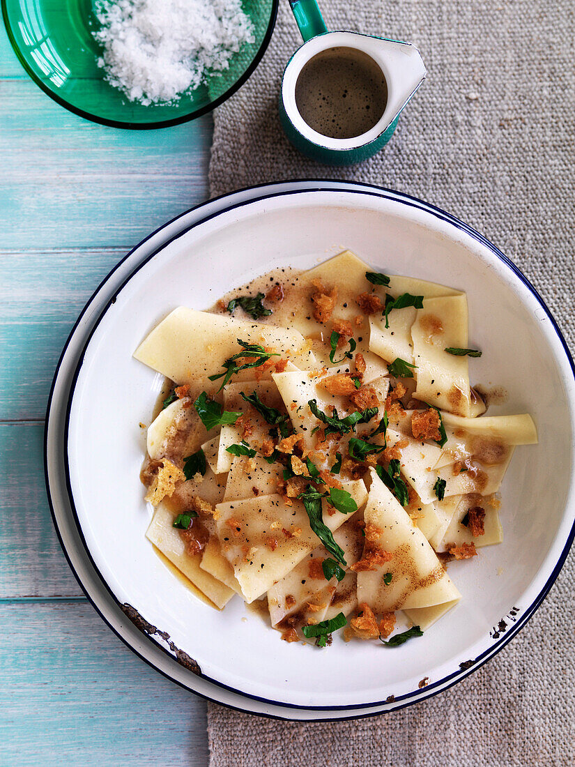 Hilopites with burnt butter and crisp breadcrumbs